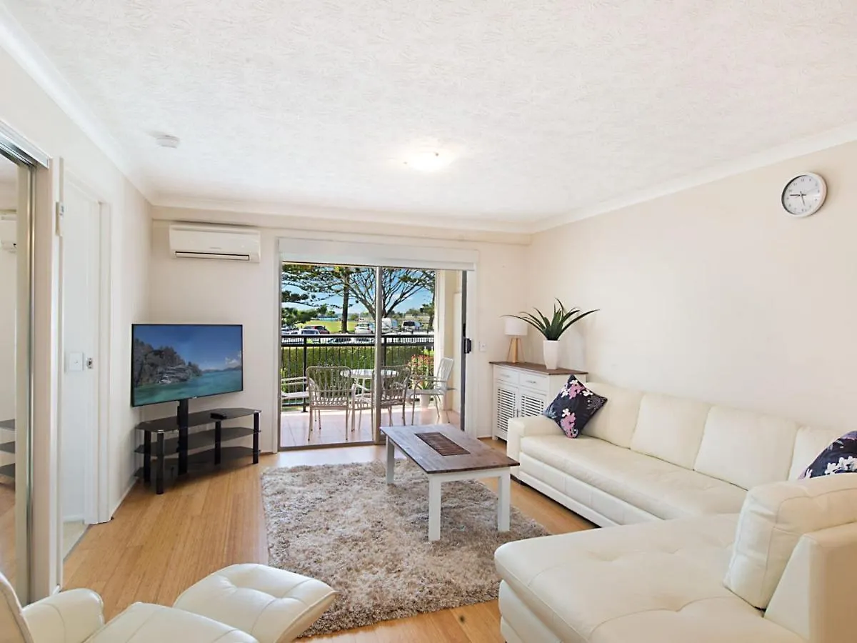 Peurto Vallerta Unit 1 Gold Coast Apartment